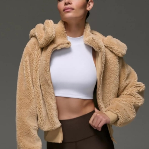 ALO Yoga Foxy Sherpa Jacket Camel Tan Size Small (MSRP:$200) - Picture 2 of 11